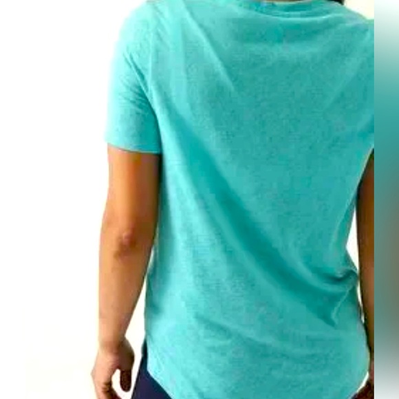 Athleta Breezy Scoop V Tee - Picture 3 of 6